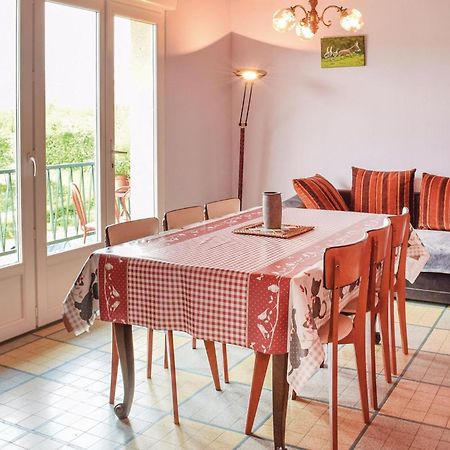 Holiday Home In Montsernelle Lithaire Exterior foto